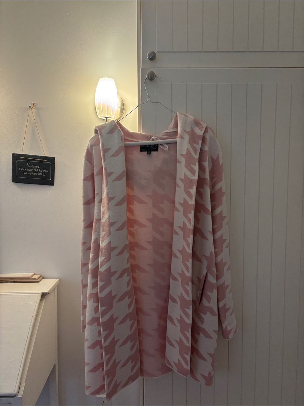 Frank Lyman Design Pink and Cream Houndstooth Open Front Trench